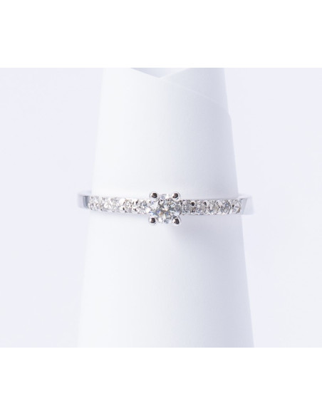 Anello Solitario Oro Bianco 18kt Diamanti AN825046