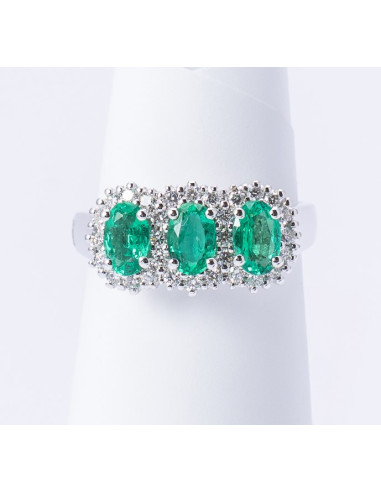 Anello Trilogy Oro Bianco 18kt Smeraldi Ovali e Diamanti AN825008