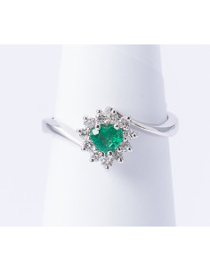 Anello Oro Bianco 18kt Smeraldo a Cuore e Diamanti AN825012