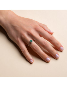 Anello Oro Bianco 18kt Smeraldo Ovale e Diamanti AN825015 2