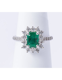 Anello Oro Bianco 18kt Smeraldo Rettangolare e Diamanti AN825017
