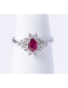 Anello Oro Bianco 18kt Rubino Ovale e Diamanti AN825030
