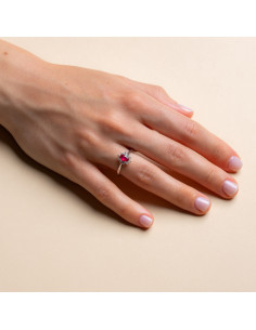 Anello Oro Bianco 18kt Rubino Ovale e Diamanti AN825033 2